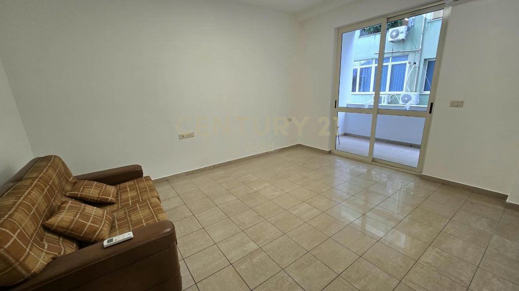APPARTAMENTO IN AFFITTO PER UFFICI – EX-BLOK