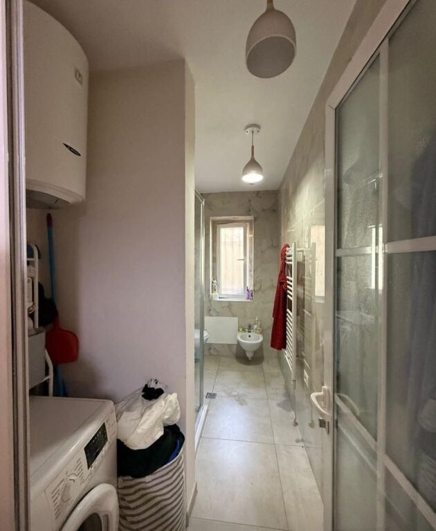 Shitet apartament 1+1 te Shkolla e Baletit
