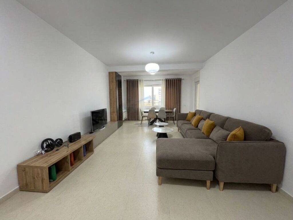 Qira, Apartament 2+1+2, Rruga e Elbasanit, Tiranë.