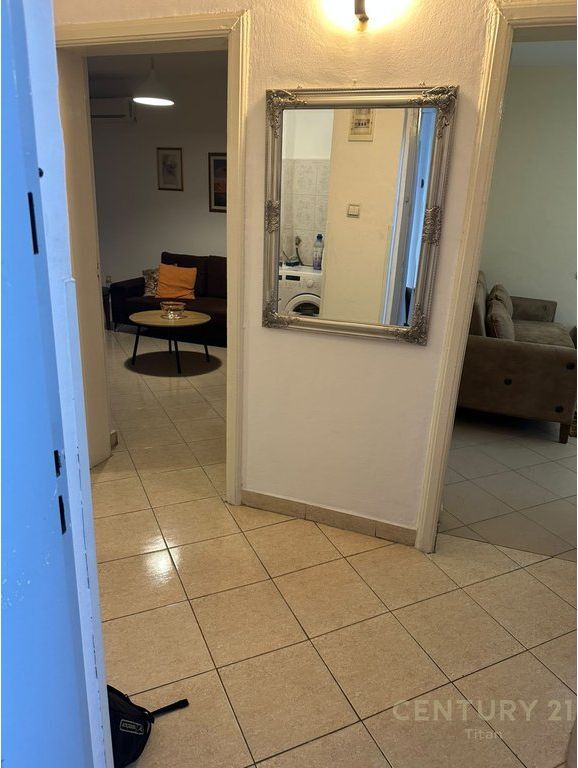 Apartament me qera 1+1 tek Mine Peza 500 € /Muaj 50,000 Lekë /Muaj