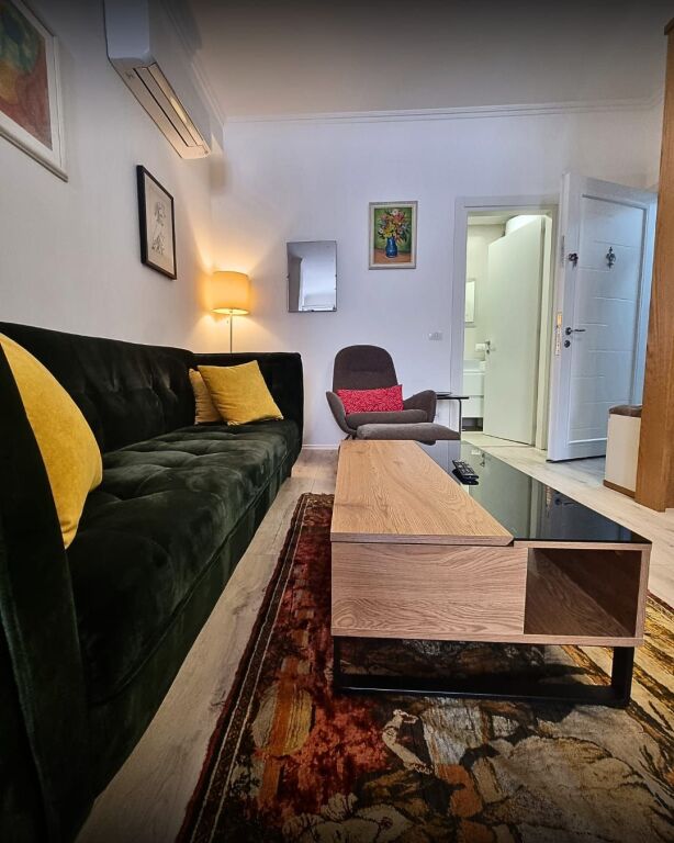 📍 Modern Apartment for Rent – Near Blloku  🏡 A modern apartment is for rent in one of Tirana’s best and most sought-after areas – just a few steps from Blloku!