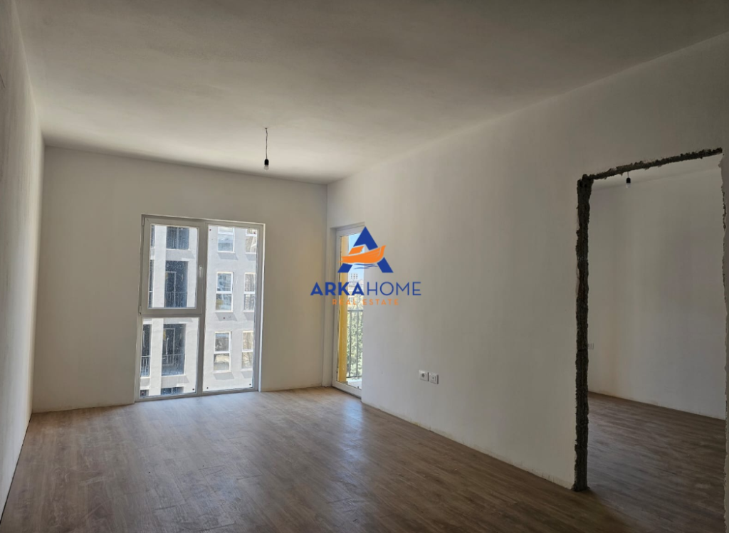 1+1 APARTMENT FOR SALE + BALCONY "OPPOSITE CASA ITALIA, TIRANA NEW ENTRY" 9700000 LEKE