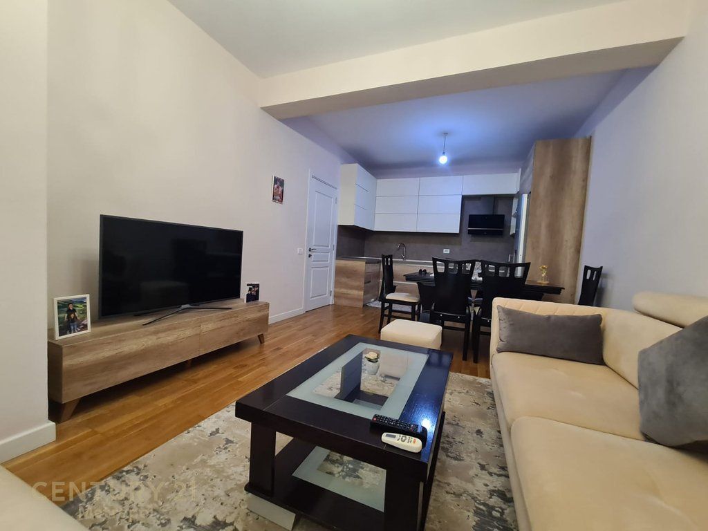 APARTAMENTI 2+1 TEK RRUGA E KAVAJES!