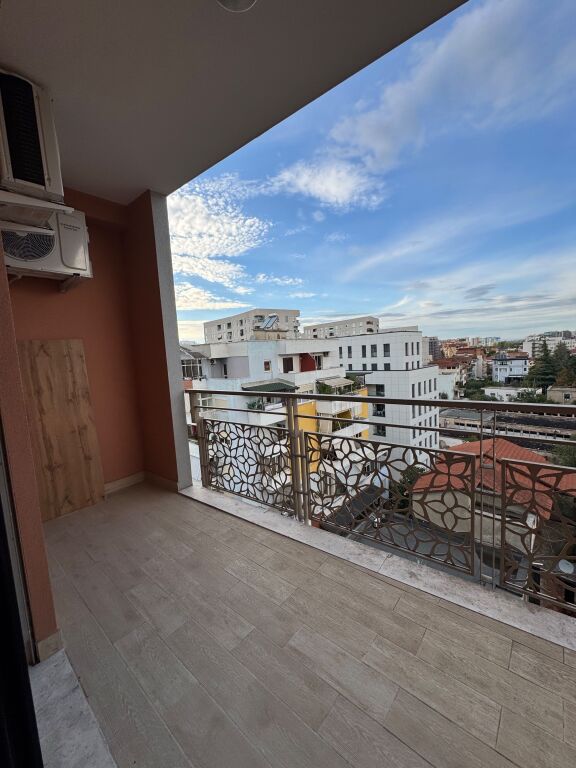 Apartament i ri dhe i mobiluar me qera 1+1 rr.Frosina Plaku