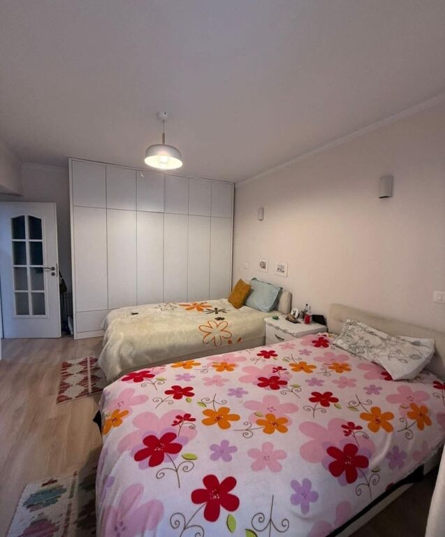 Shitet apartament 1+1 te Shkolla e Baletit