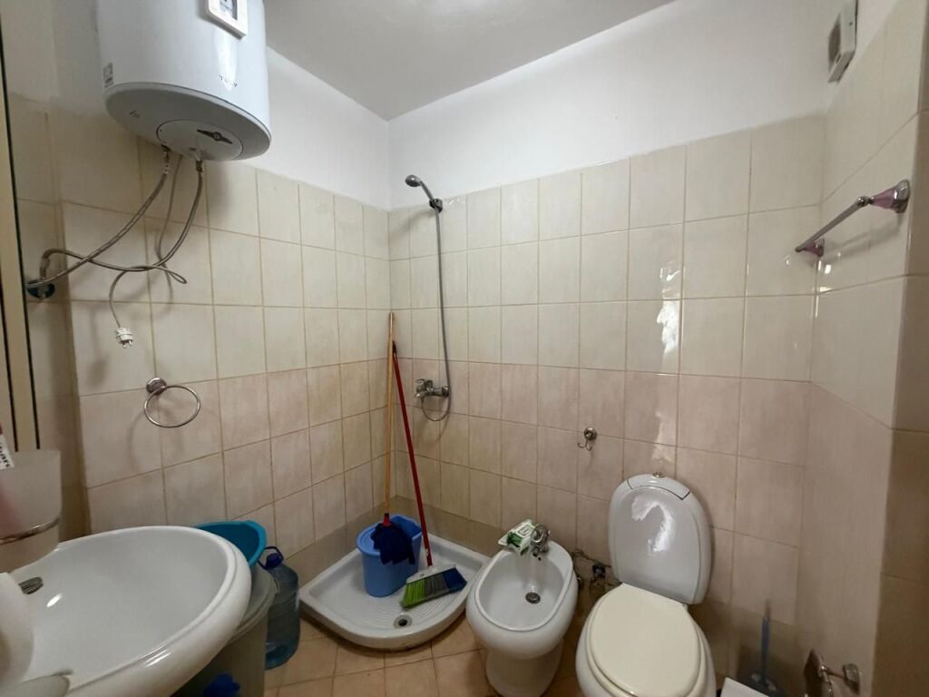 Appartamento 1+1 in vendita, Shkembi kavajes.