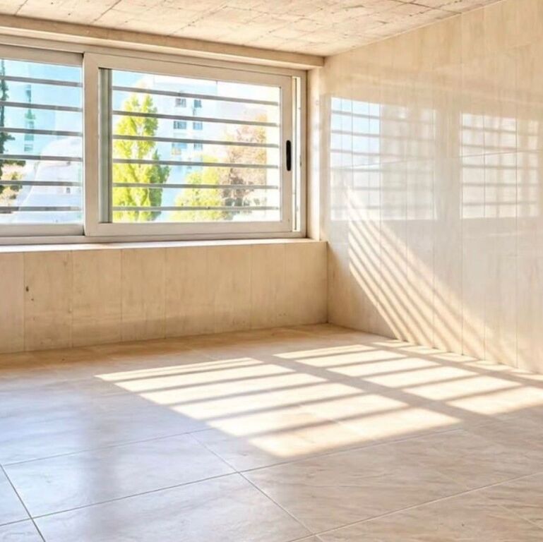🏢✨ SHOP FOR SALE IN BLLOK – TIRANA ✨  