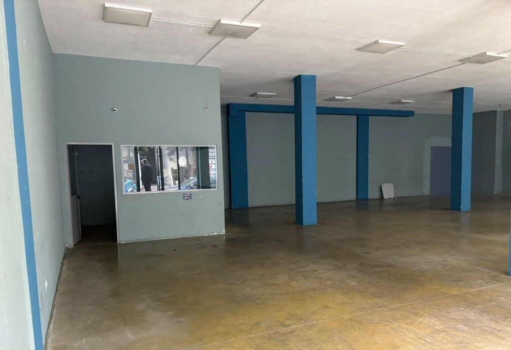 Qera | Ambjent Biznesi | Kthesa e Kamzes | 1500 €/muaj