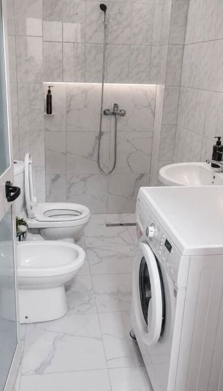 APARTAMENT 2+1 40,000 LEKE VILAT GJERMANE