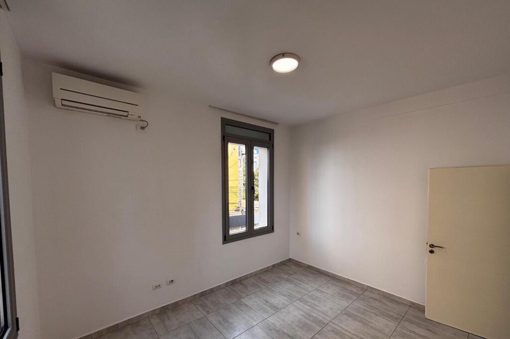 Qera | Ambjent Biznesi | Medreseja | 600 €/muaj