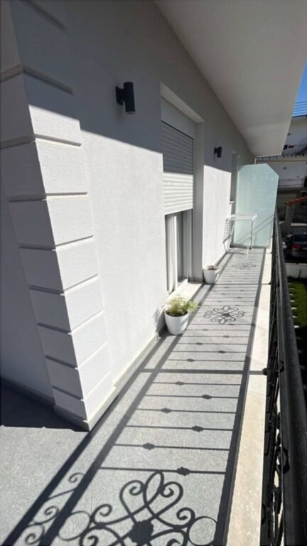 SHTEPI ME QERA 1+1+PARKIM - SHKOZE, TIRANE