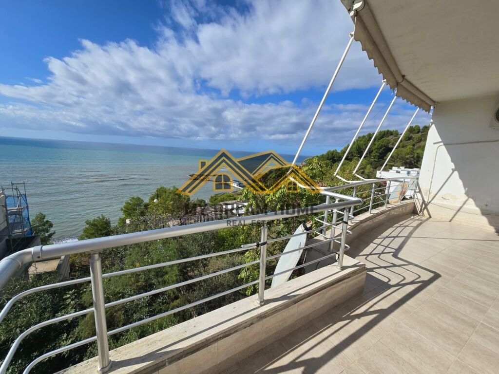 Apartament 1+1 me verande Pamje Deti Për Shitje në Currila,