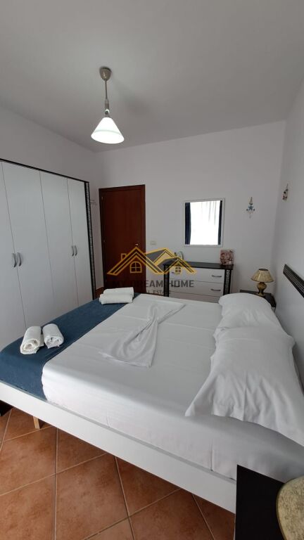 JEPET ME QIRA APARTAMENT 2+1 PLAZH, DURRES.