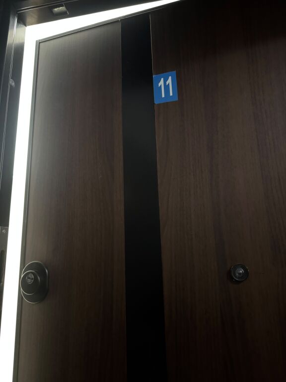 Jepet me qera apartament 2+1, 90 m², i ri dhe i mobiluar