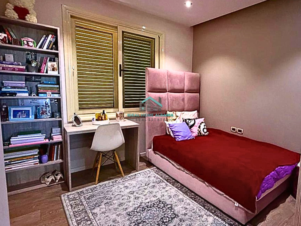 APARTAMENT 2+1 NË SHITJE – PRANË PASTICERI ELEZAJ, VLORË