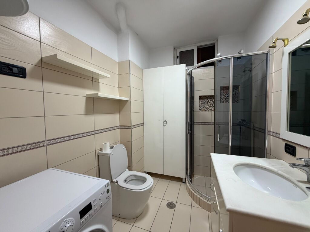 MYSLYM SHYRI, APARTAMENT 2+1 PER QIRA