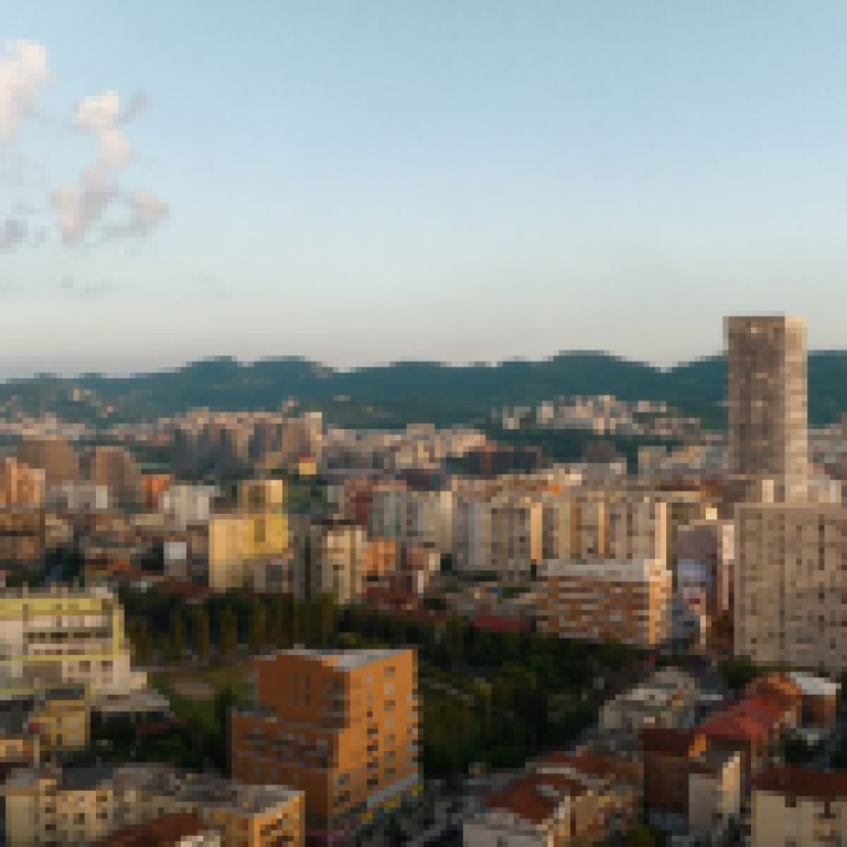 Apartament 2+1 ne shitje,Komuna e Parisit,Tirane
