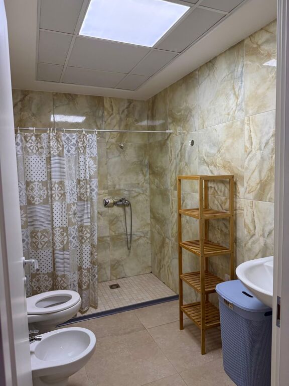  Appartamento 2+1+ 2 bagni in Affitto – Don Bosko !