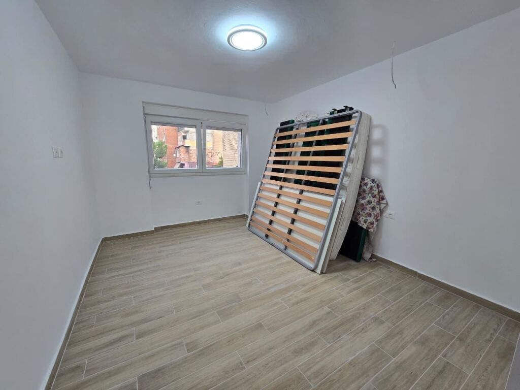 Affitto | Ambjent Biznesi | 21 Dhjetori, Inxhinieria e Ndertimit | 1000 €/mese