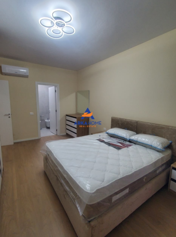APARTMENT FOR RENT 2+1+2+PARKING SPACE AT LIQENI I THATE 1200 EURO