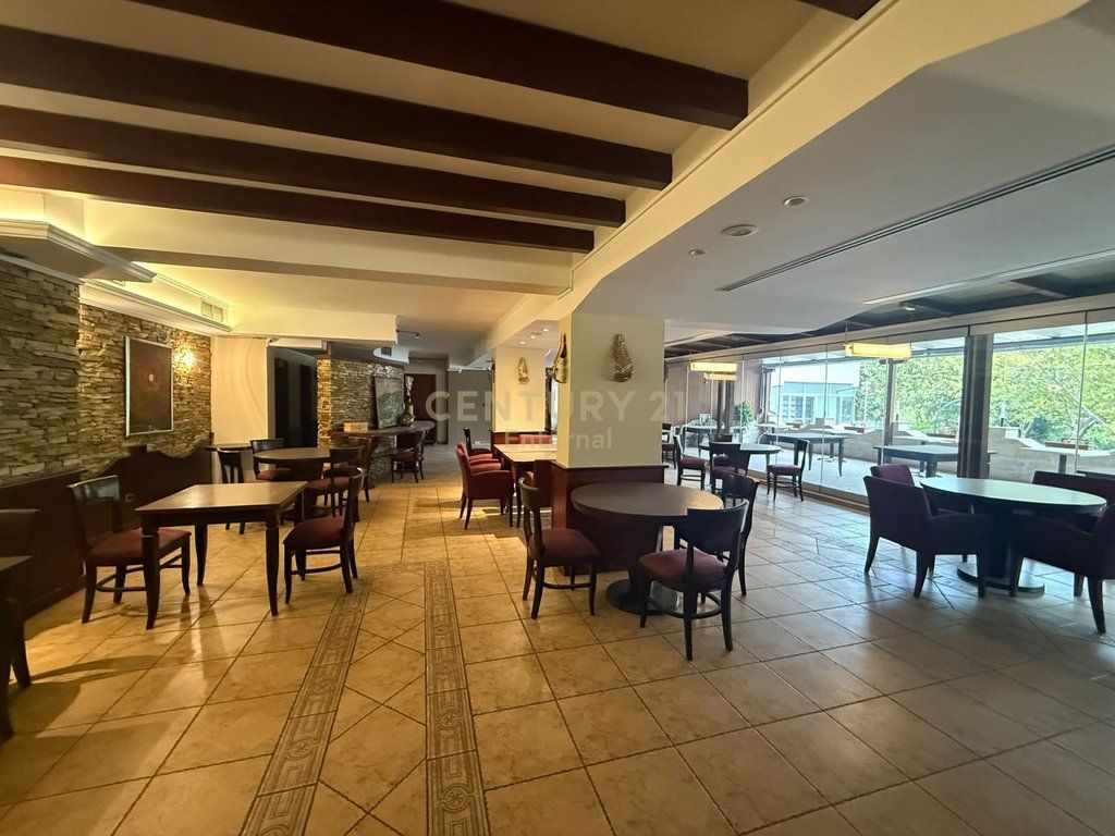 🏢 COMMERCIAL SPACE FOR RENT