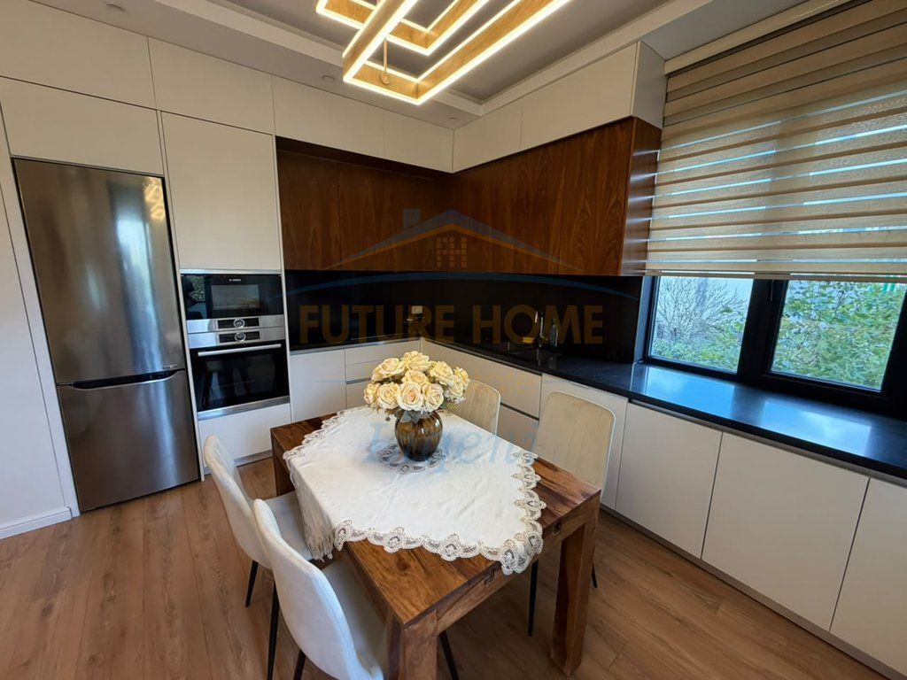 Rent, Apartment 2+1+2+Storage+Parking Spot, Park Gate ,Elbasan Road.
