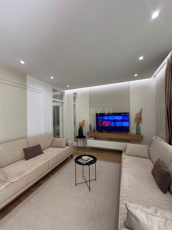 Apartament 2+1 me Oborr Privat për Shitje – San Pietro Residence, Gjiri i Lalzit 325,000 €