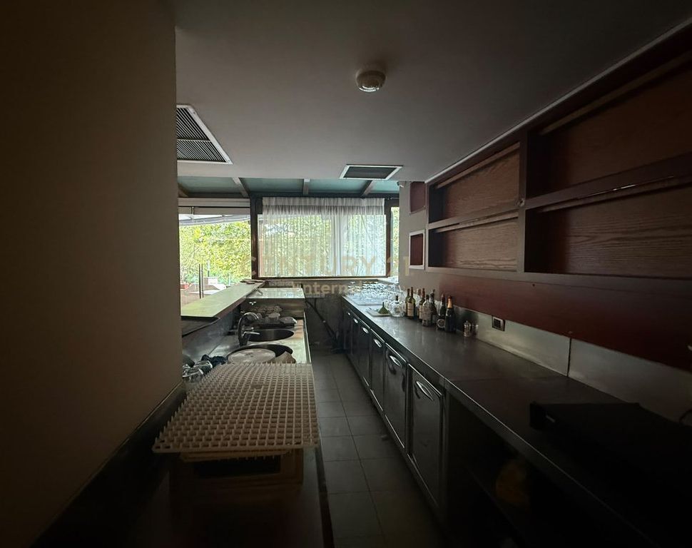 🏢 COMMERCIAL SPACE FOR RENT
