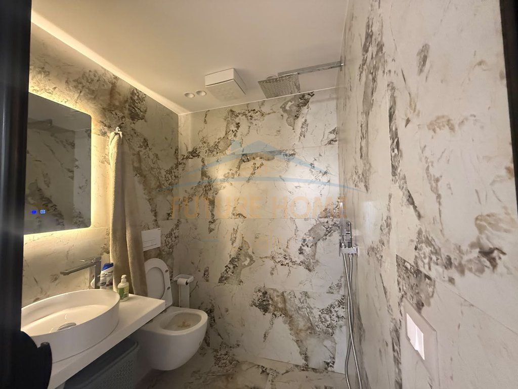  APARTAMENT 1+1 PËR SHITJE – BRRAKA, TIRANË
