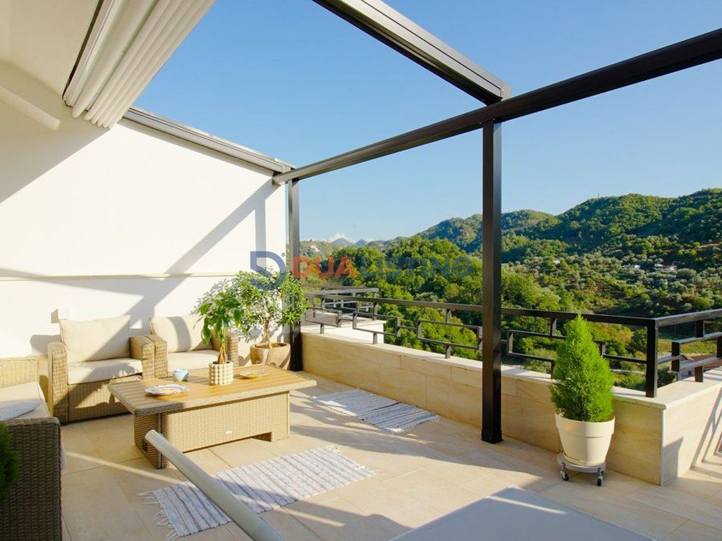 Duplex for sale at the Botanical Garden