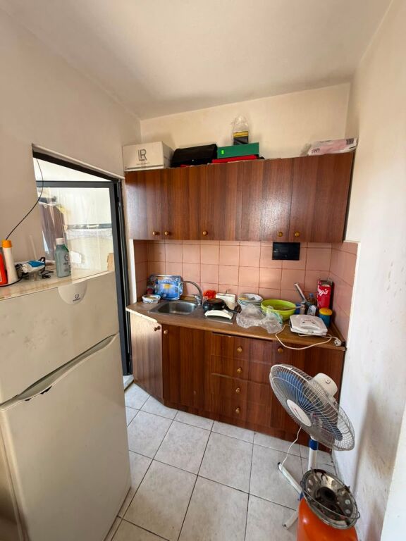 SHITEN 3 APARTAMENTE ME CMI9M TOTAL 155,000 EURO