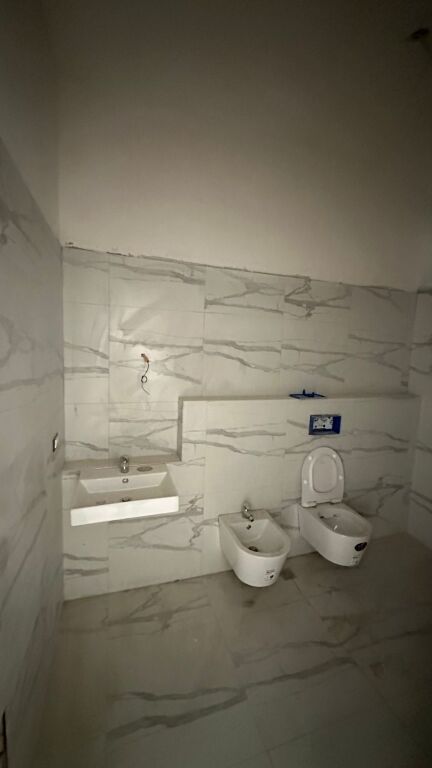 🏡✨Shitet apartament 2+1 te Tirana Porta e Rene Sauk🔔