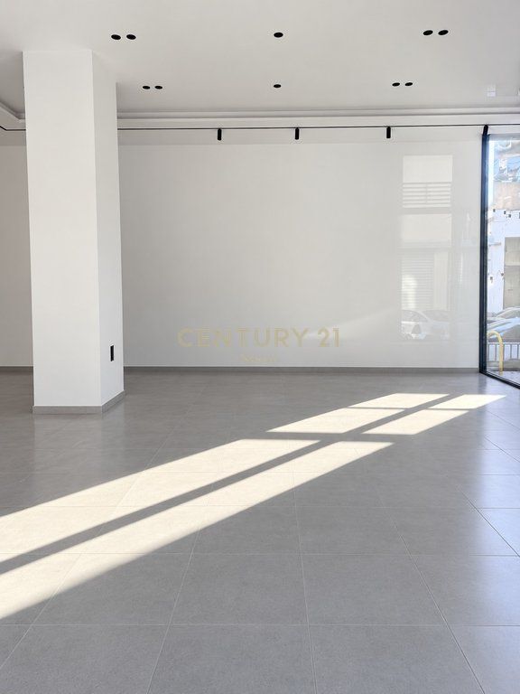 🏢 LOCALE COMMERCIALE IN AFFITTO | LIQENI I THATË