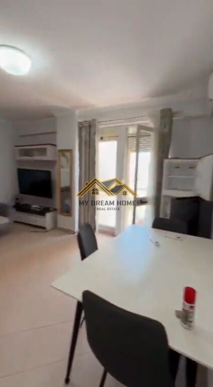 JEPET ME QIRA APARTAMENT 2+1 PLAZH, DURRES.