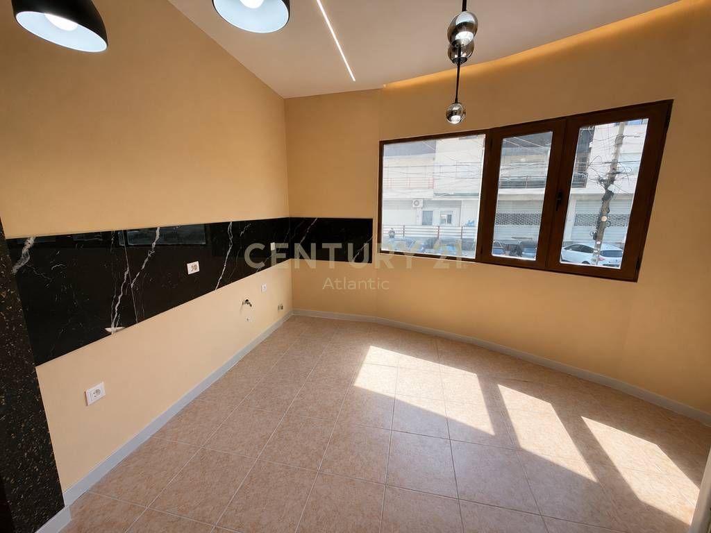 Appartamento 3+1 In Vendita a Plazh,Hekurudha, Durrës