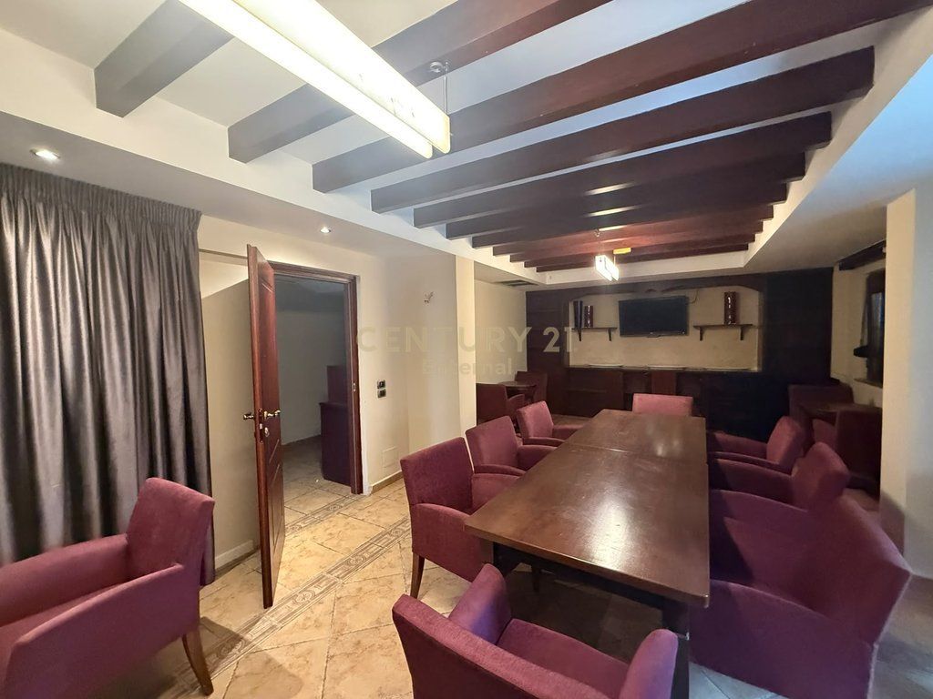 🏢 COMMERCIAL SPACE FOR RENT