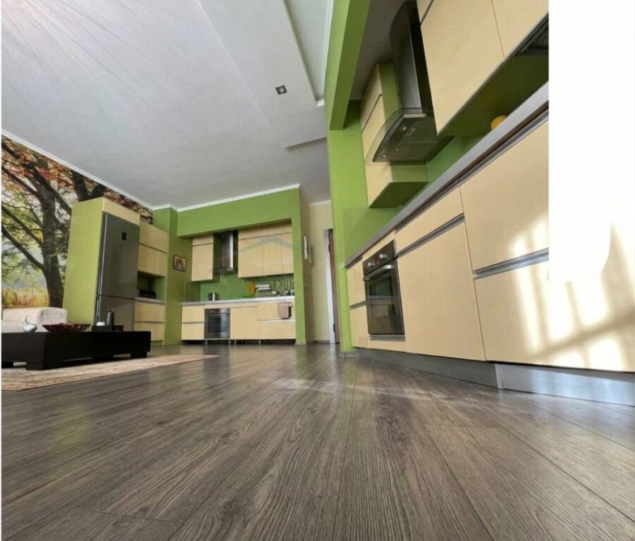 For rent, 2+1 apartment, Barrikadave Street, Tirana