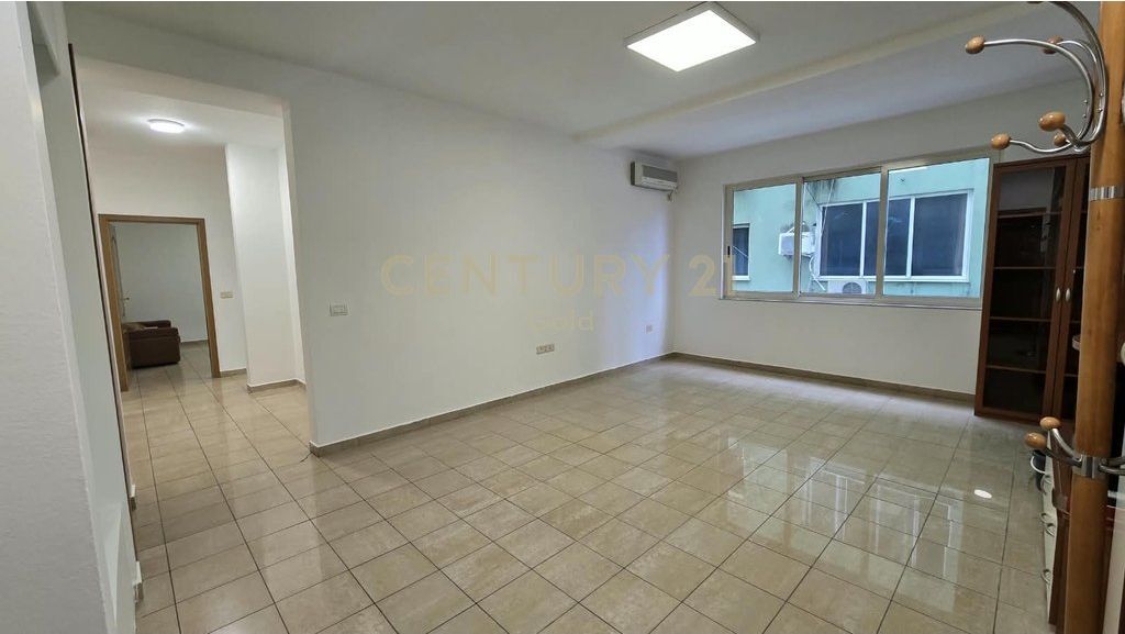 APPARTAMENTO IN AFFITTO PER UFFICI – EX-BLOK