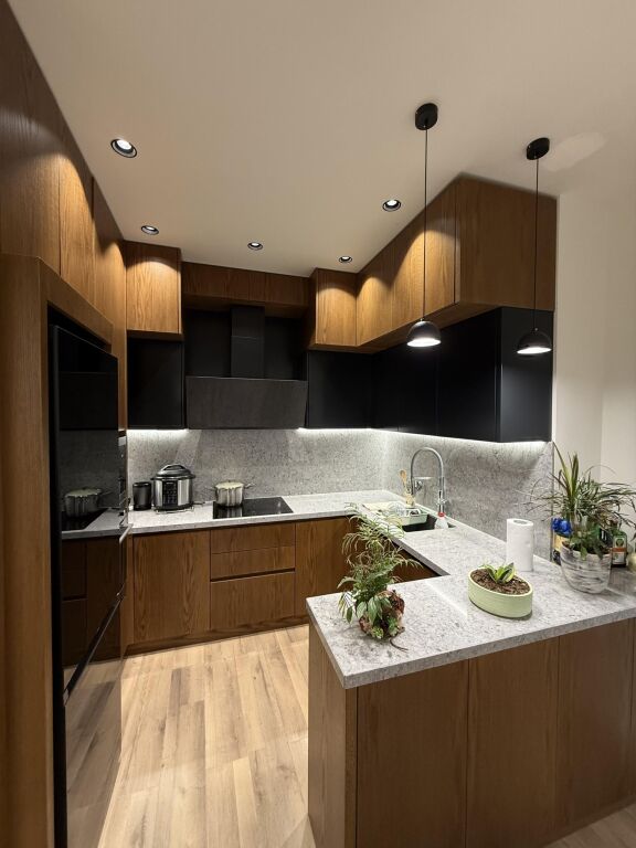 Tek Ish-Hipoteka Prane Spak Shitet Apartament 2+1+2 I Super Investuar Dhe Me Mobilim Modern !