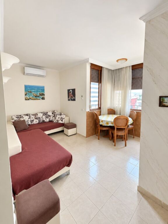 Appartamento 2+1 in affitto al Mercato Elettrico, Tirana ID 5821