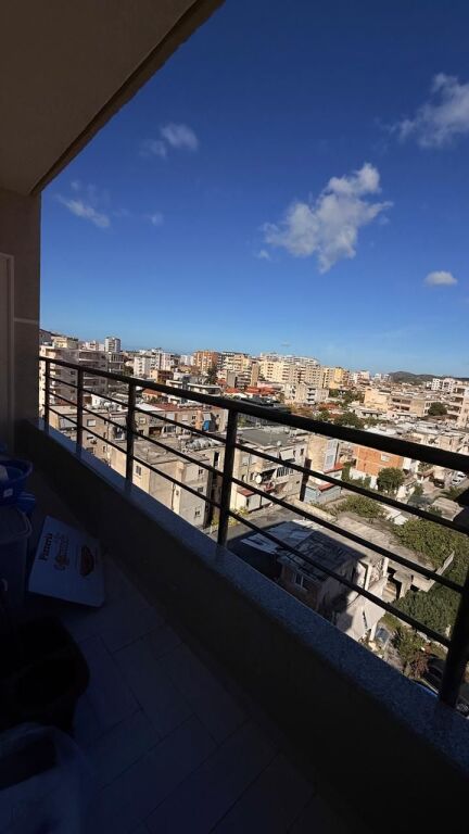  APARTAMENT 1+1 NË SHITJE – PRANË PASTICERI ELEZAJ, VLORË