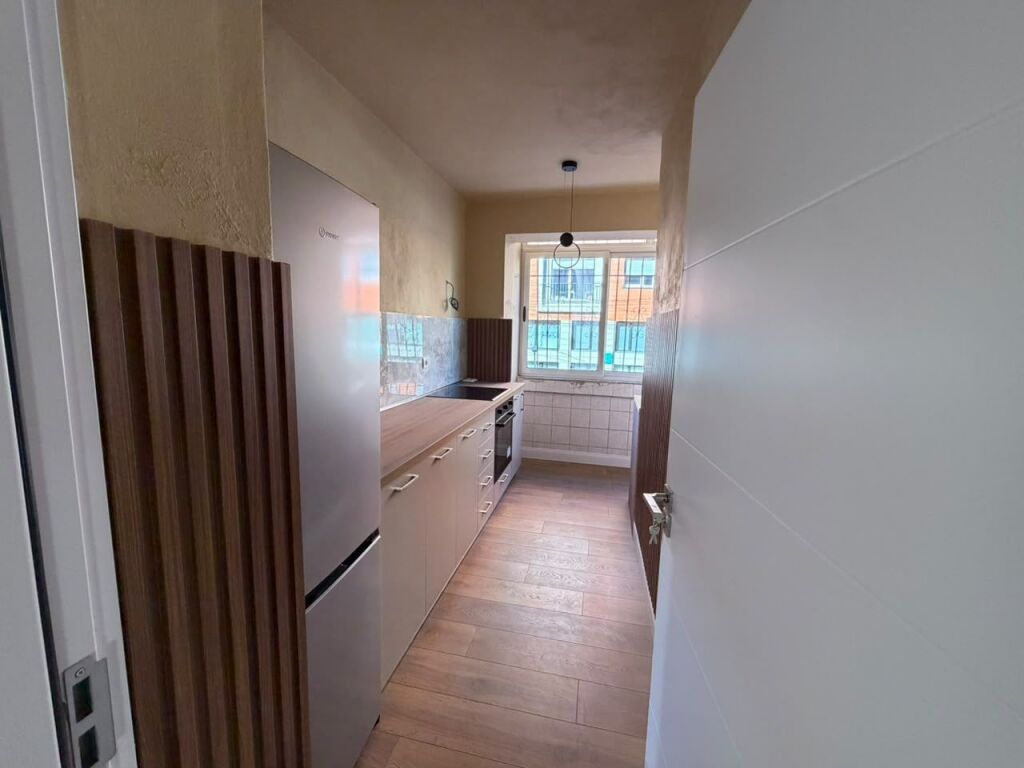 📣 JEPET ME QIRA APARTAMENT 3+1 PËR ZYRA