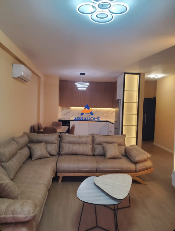 APARTMENT FOR RENT 2+1+2+PARKING SPACE AT LIQENI I THATE 1200 EURO