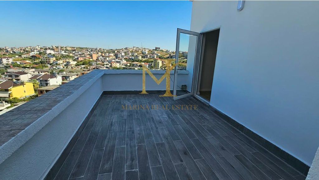 SHITET APARTAMENT 3+1+3 ME PAMJE DETI- NË ILIRIA, PLAZH!