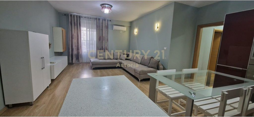Appartamento 2+1 con 2 bagni in affitto vicino a Ozone Electronic ad Astir! 600 € /Mese 55,000 Lekë /Mese