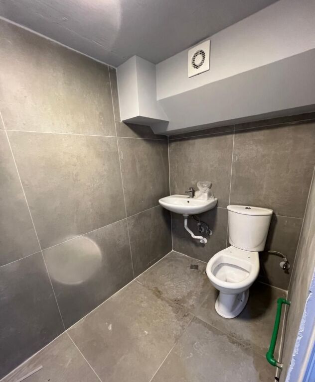 Affitto | Ambjent Biznesi/Dublex | Univers City Tirana | 800 €/mese