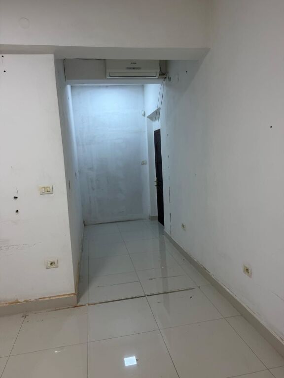 Rent | Ambjent Biznesi | Rruga e Dibrës | 2000 €/month