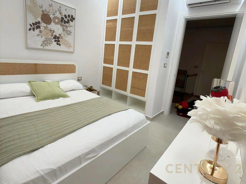 LUXURY VILLA ME PAMJE NGA DETI PER SHITJE | DRYMADHES – DHERMI