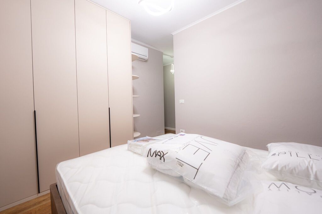 Apartament Me Qera 2+1 Tek Shkolla e Kuqe (ID B2202158) Tirane