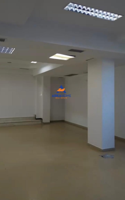 SHOP FOR SALE 216M2 "NEAR THE AMERICAN EMBASSY" 649.500 EURO